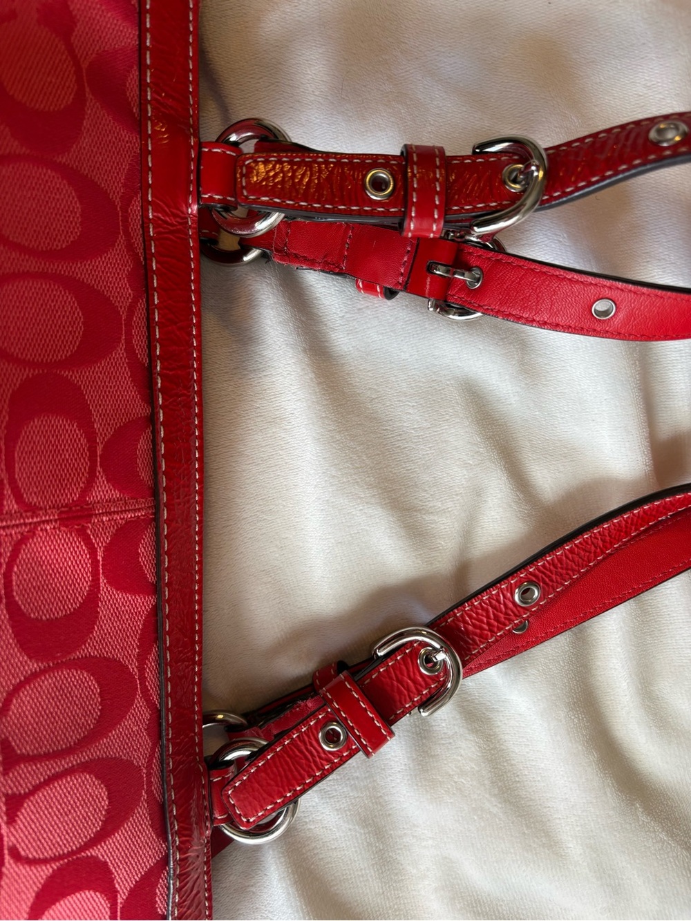 Coach Signature Pleated Tote in Cherry Red 🍒 - Picture 7 of 15